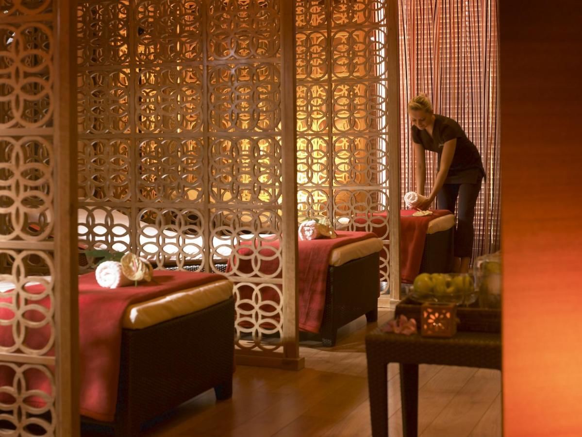 Отель Castlecourt Hotel, Spa & Leisure Уэстпорт-30