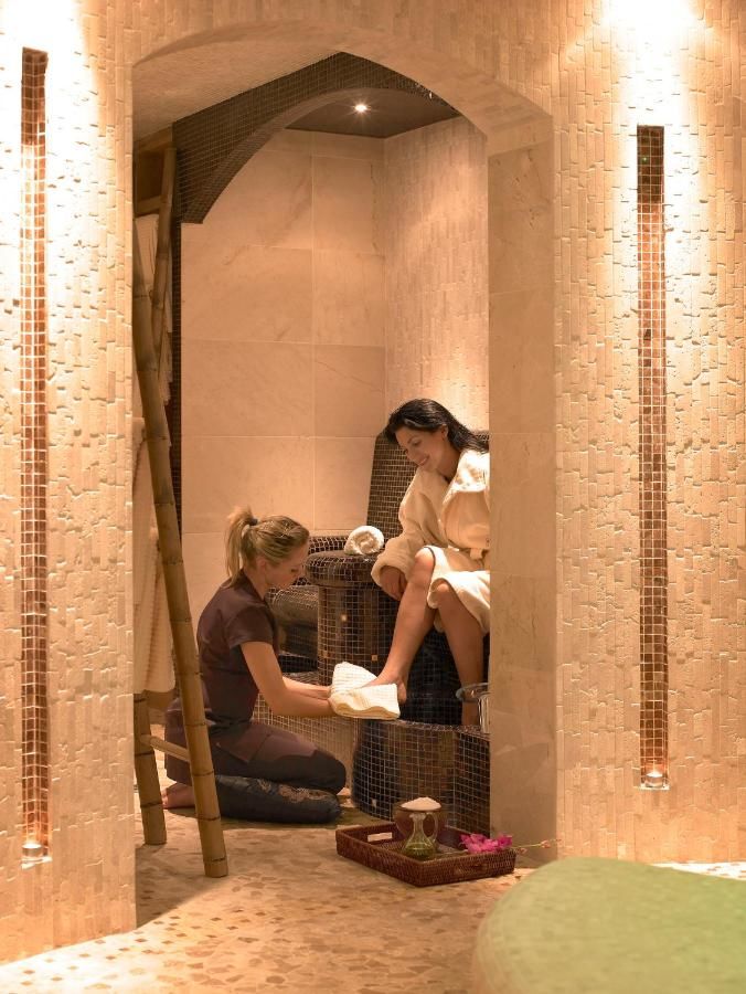 Отель Castlecourt Hotel, Spa & Leisure Уэстпорт-33